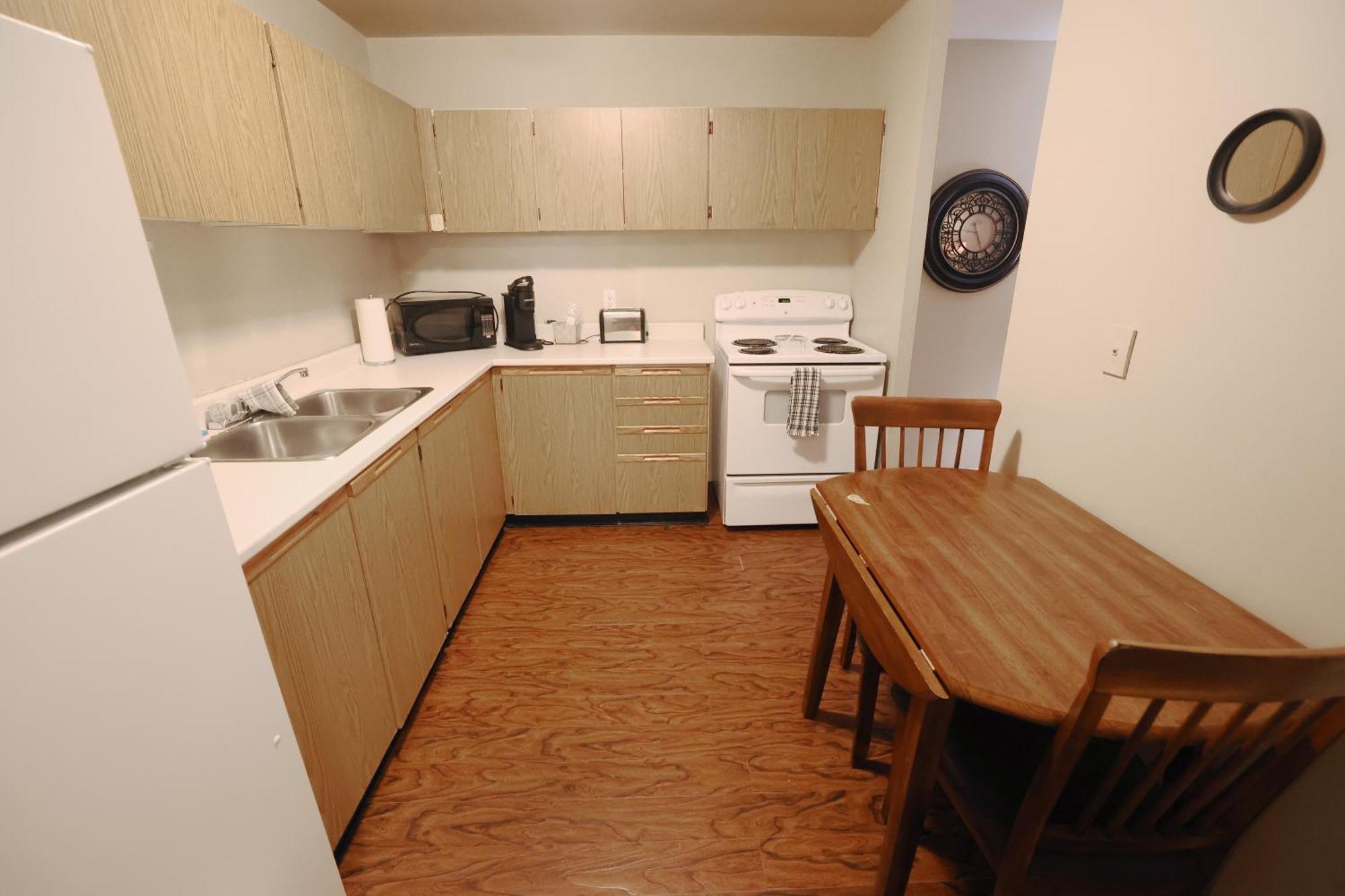 Paris Plaza Apartman Elliot Lake Kültér fotó