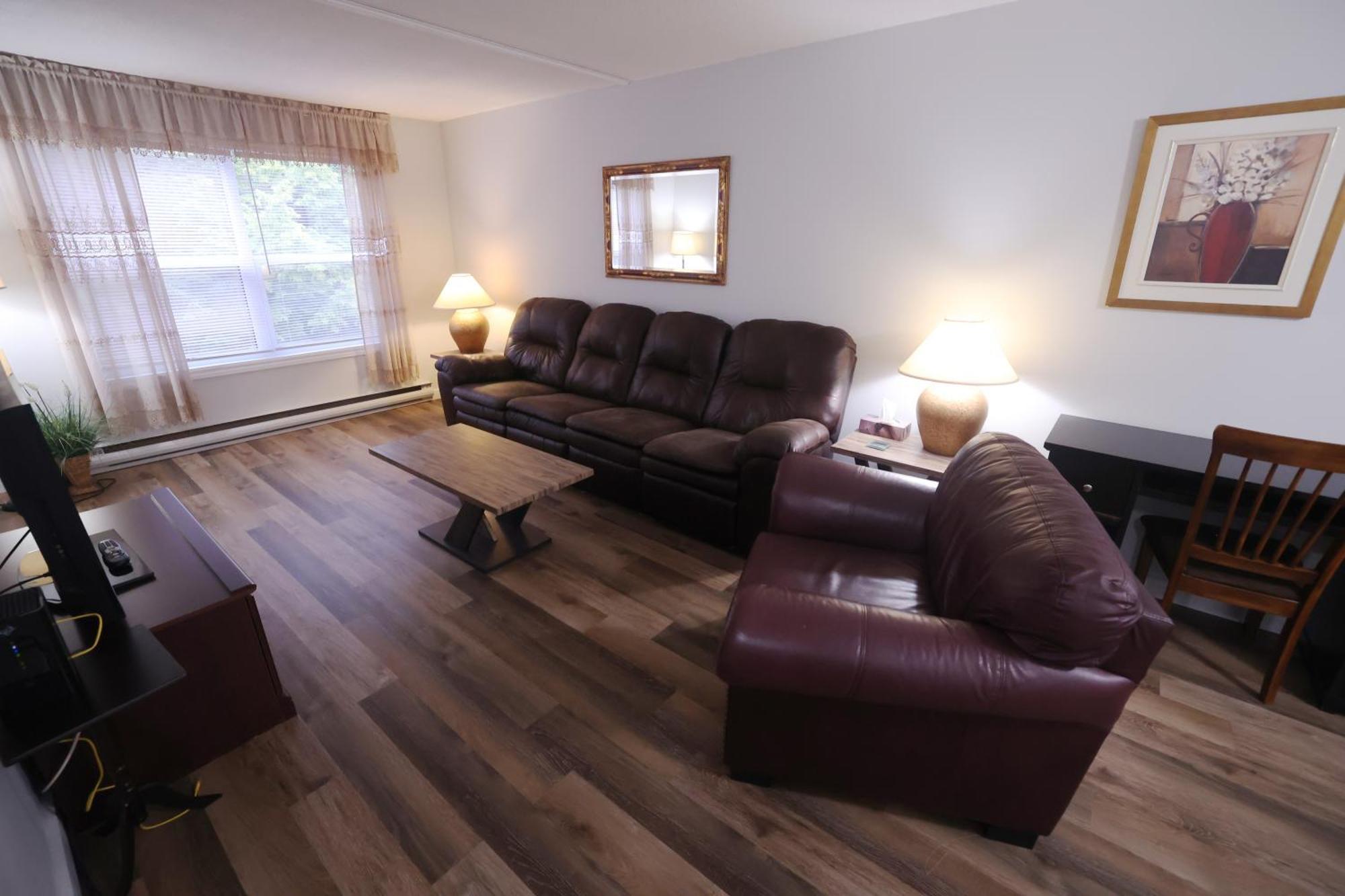 Paris Plaza Apartman Elliot Lake Kültér fotó